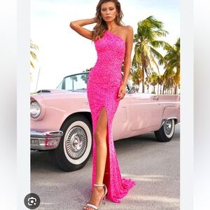 SHERRI HILL Green Dress 54330